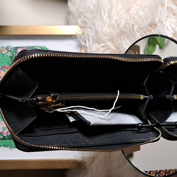 Tory Burch NWOTs Britten Zip Continental Wallet & ID - Picture 8 of 15